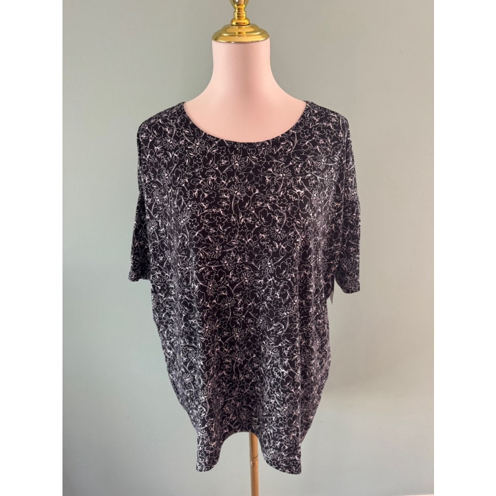 Women's LuLaRoe Irma Top XS Black Floral Print